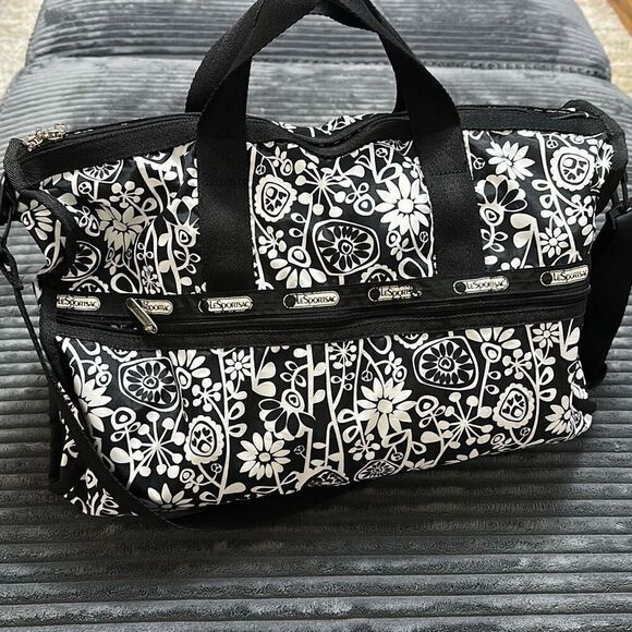 LeSportsac Large Floral Black And White Duffle Bag - Picture 1 of 10